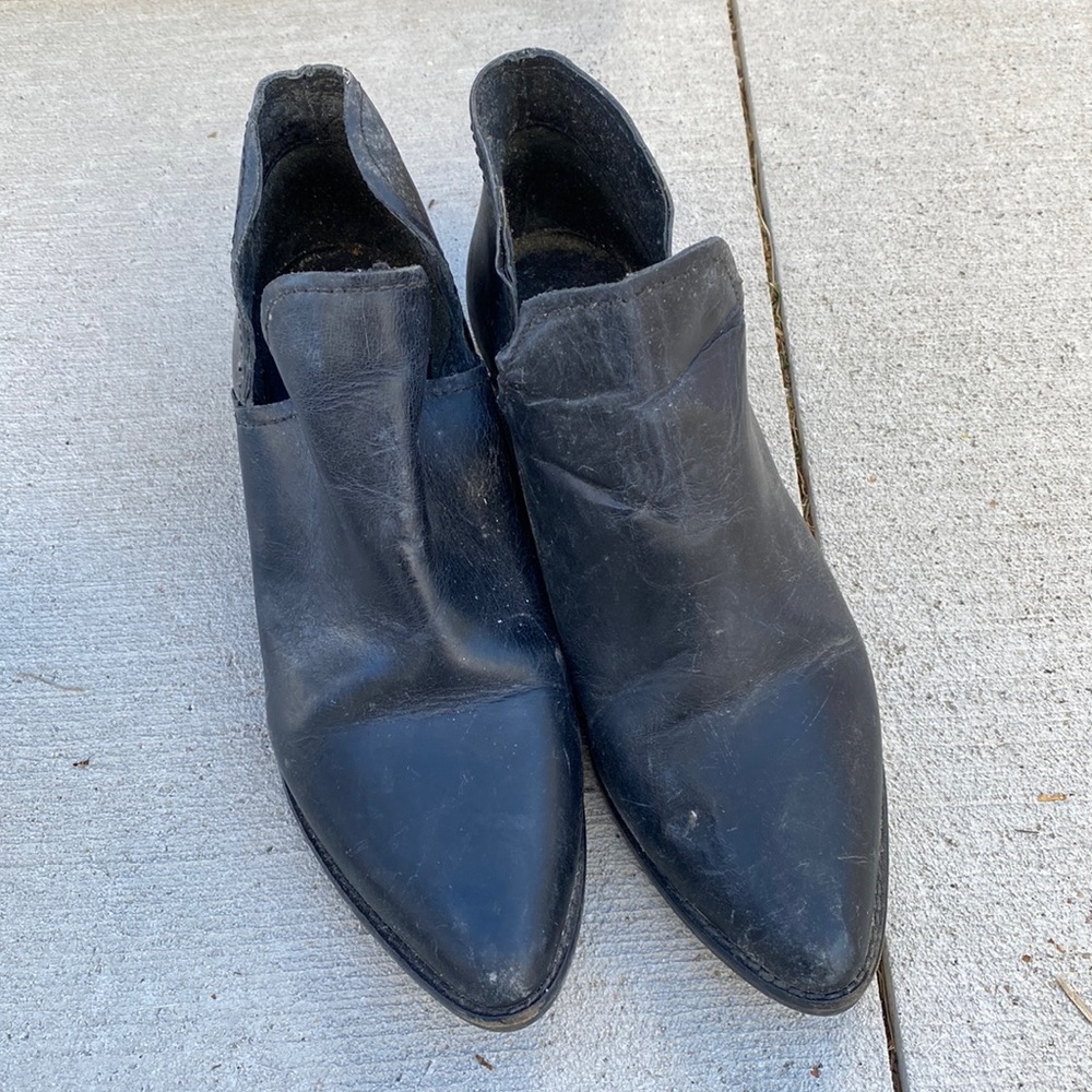 Steve Madden. Womens black ankle booties
